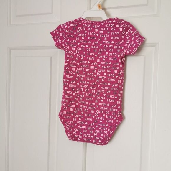 5/$10 Carter's 3m short sleeve onesie - Picture 4 of 4
